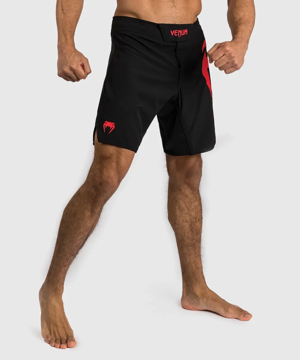 FIGHTSHORT VENUM LIGHT 5.0 - NOIR/ROUGE – Image 4