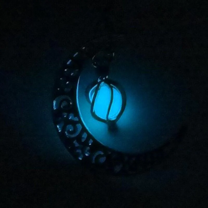 Collier Lumineux Croissant de Lune – Image 5