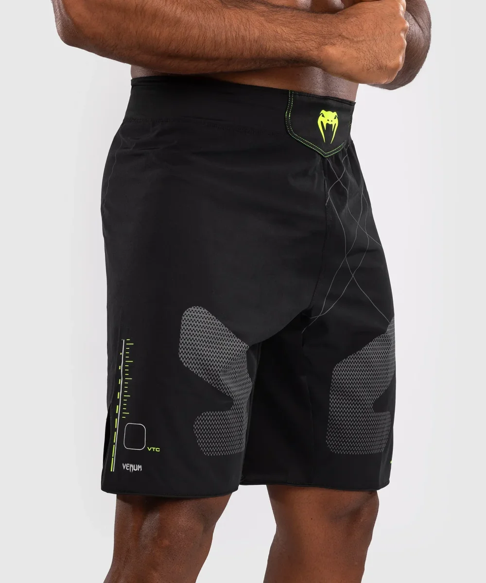 FIGHTSHORT VENUM TRAINING CAMP 4.0 - NOIR/VERT FLUO – Image 4